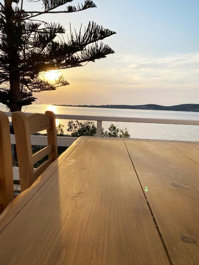 Lyra Seafront Apartment , Paroikia Town Center 외부 사진