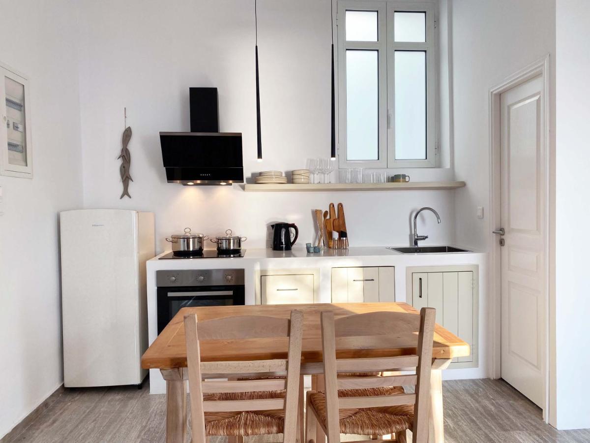 Lyra Seafront Apartment , Paroikia Town Center 외부 사진